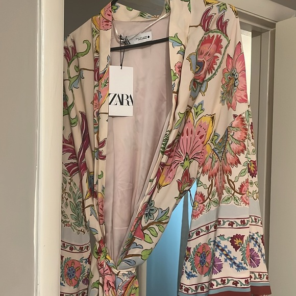 Zara women’s robe NWT - Picture 2 of 4